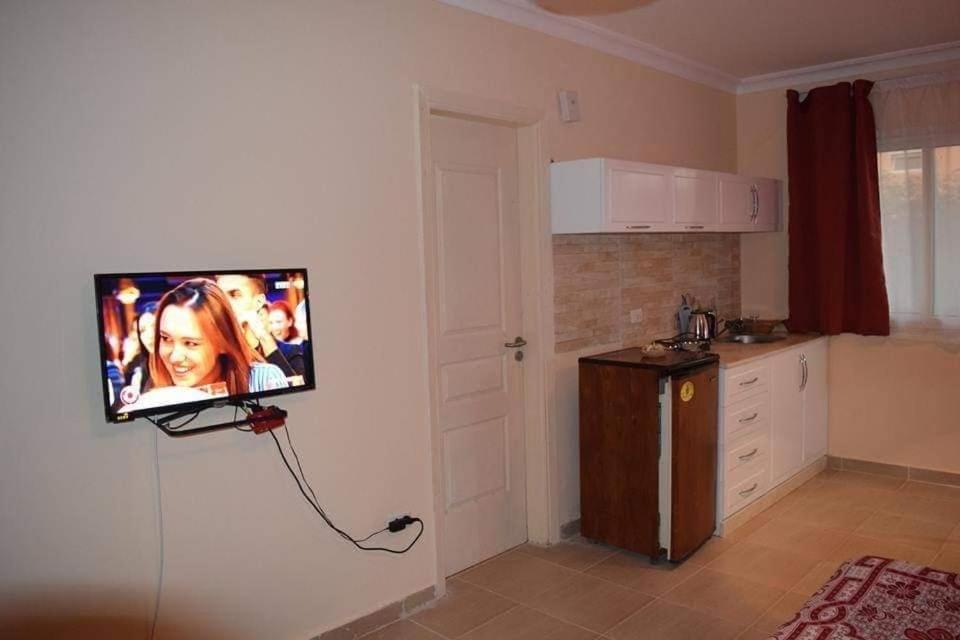 Comfortable Studio In Hotel Karma With Private Beach And Pools Family Only Or Female Хургада Екстериор снимка